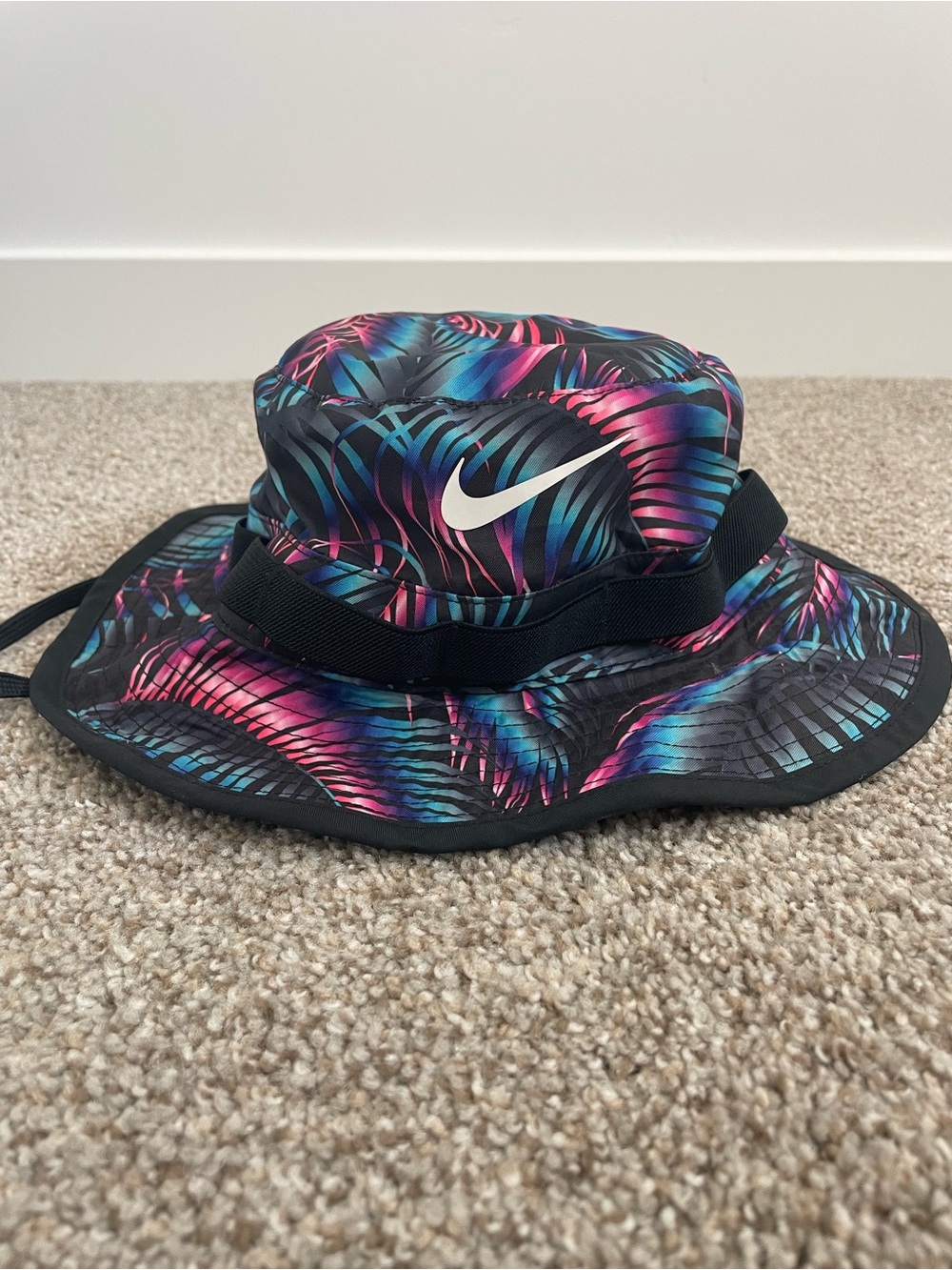 Nike Bucket NSW Hat Electric Tropical — S/M